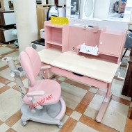 Bộ Bàn + Ghế Học Sinh Chống Gù S05 Màu Hồng